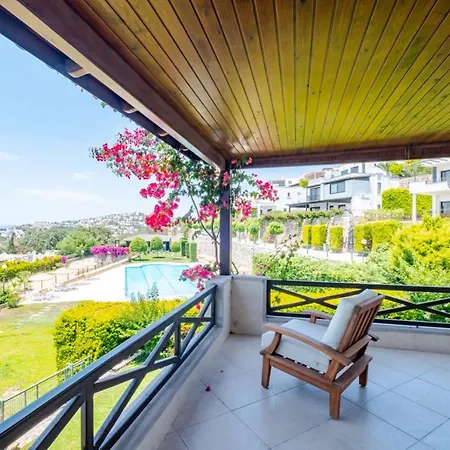 Apartman House With Sea View And Shared Pool In Bodrum *