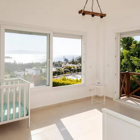 House With Sea View And Shared Pool In Bodrum Apartman