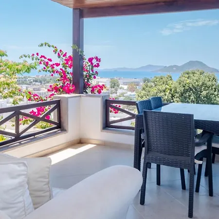 House With Sea View And Shared Pool In Bodrum Apartamento Turgutreis